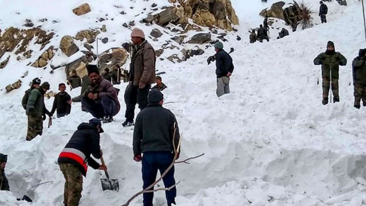 7 Indian Army personnel trapped in the avalanche in Arunachal Pradesh found dead