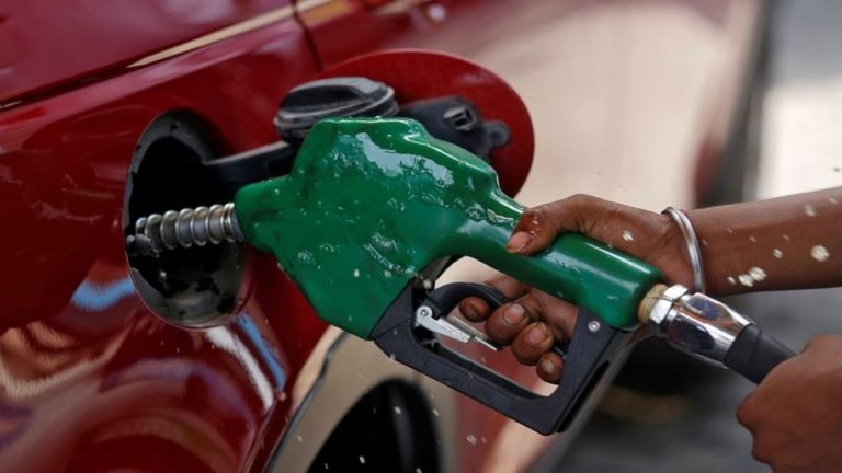 petroldieselpetrol-pumpfuel-station