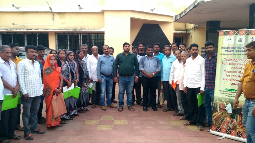 Odisha Govt plans to promote tourism in handloom villages