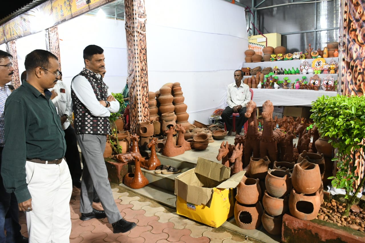 ‘Mruttika’ a terracotta exhibition begins in Bhubaneswar