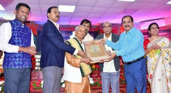 Eminent painter Bansidhar Pratihari conferred with Dharmapada Award