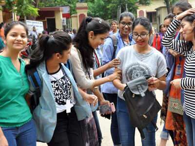 last date for online submission of CAF for plus II admission extended