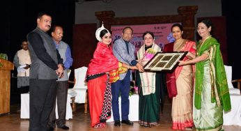 Kumkum Mohanty honoured with Lifetime Achievement award