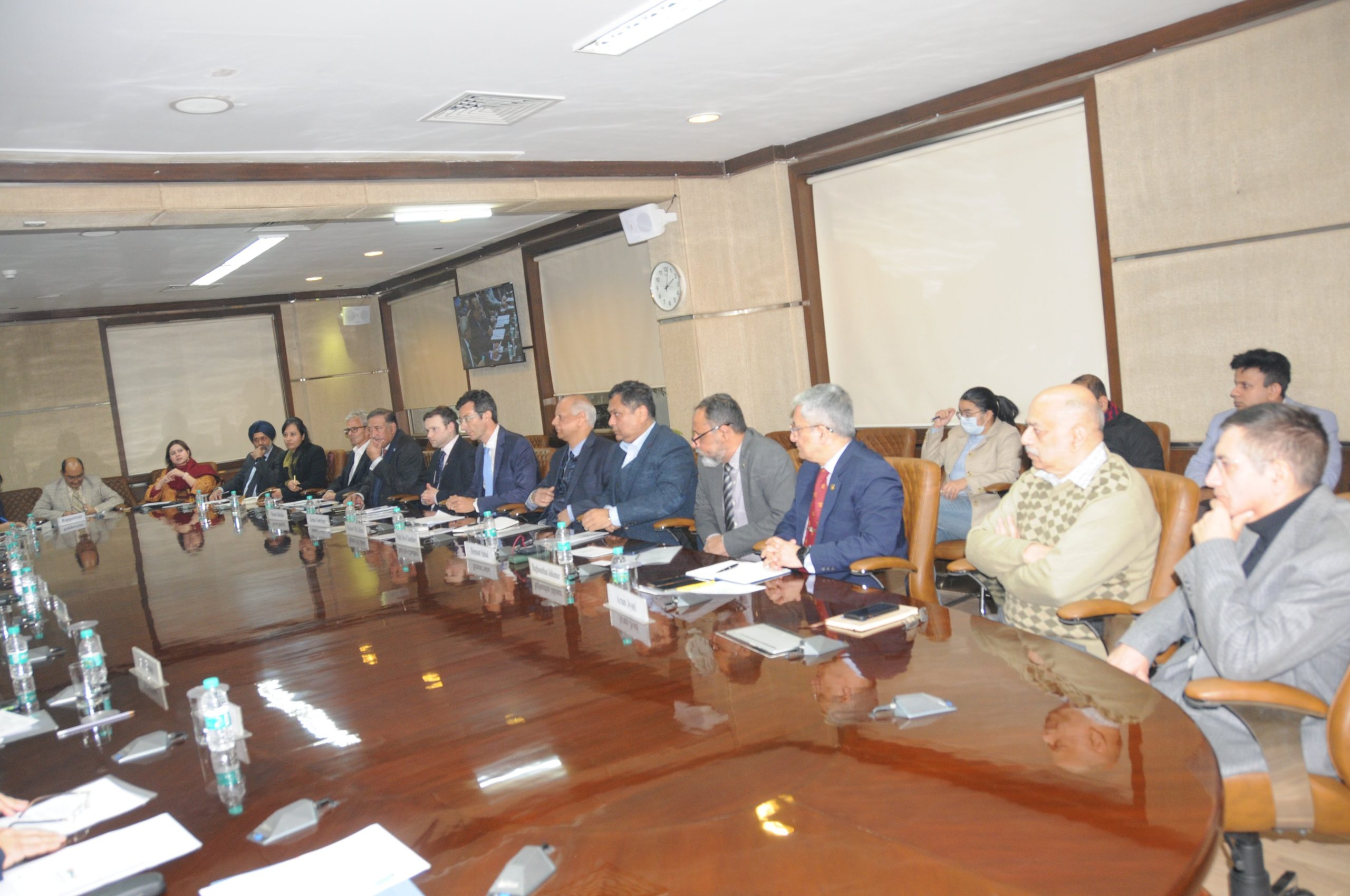 Round Table Discussion on India-UK Defence Cooperation Held at Manohar Parrikar IDSA