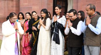 President Droupadi Murmu Engages with Women Entrepreneurs, Commends Their Contributions to Indian Business Landscape