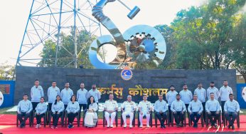 Indian Navy Chief Flags Off Chadar Trek Expedition in Ladakh