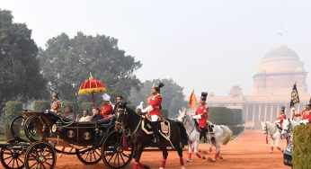 President Droupadi Murmu revives the traditional horse-drawn buggy on 75th Republic Day