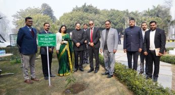 Minister of State for Defence & Tourism Visits C-DOT, Emphasizes Collaboration in Telecom and Cybersecurity