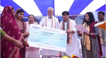Union Minister Parshottam Rupala Engages with Fishing Community, Inaugurates Paradip Fishing Harbour Upgrade