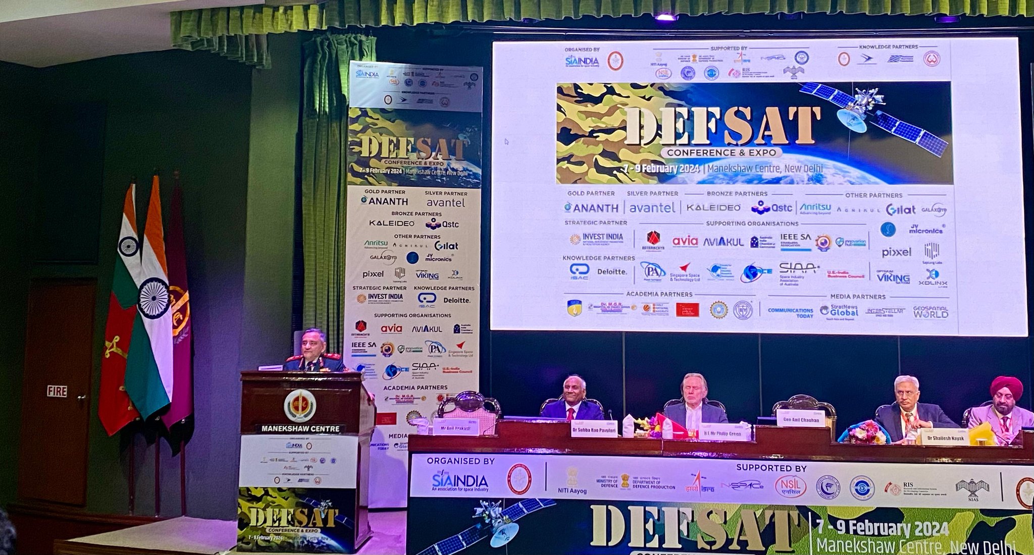 Chief of Defence Staff Emphasizes Aatmanirbhar Defence Space Ecosystem at ‘DEFSAT’ Seminar