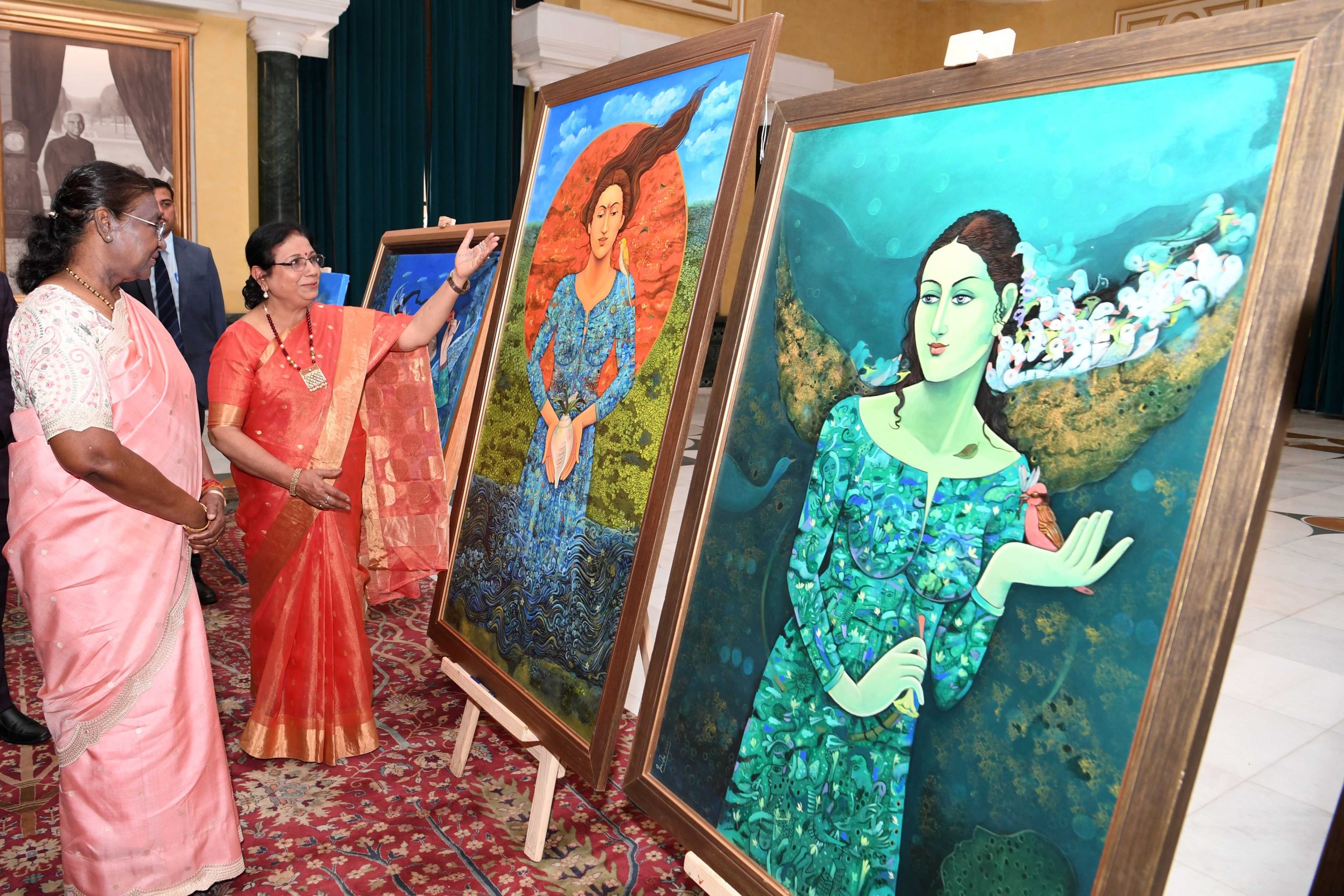 President Droupadi Murmu Inaugurates 'SRIJAN 2024' Art Exhibition at 