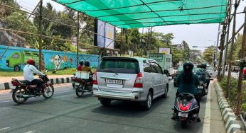 BMC Installs Temporary Sheds at Traffic Points to Deal Heatwave