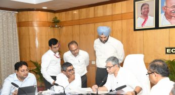 Railway Minister Ashwini Vaishnaw Reviews Ongoing Projects in Odisha, Emphasizes Infrastructure Development