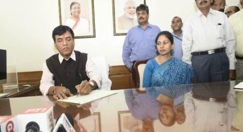 Mansukh Mandaviya Assumes Charge as Union Minister of Youth Affairs and Sports