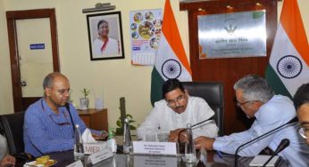 Union Minister Pralhad Joshi Conducts Surprise Visit to FCI Headquarters