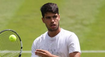 Carlos Alcaraz Advances to Wimbledon Semi-Finals with Commanding Win Over Tommy Paul