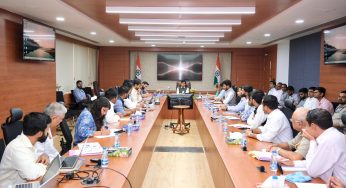 Union Minister Mandaviya Engages with National Youth and NSS Awardees in New Delhi