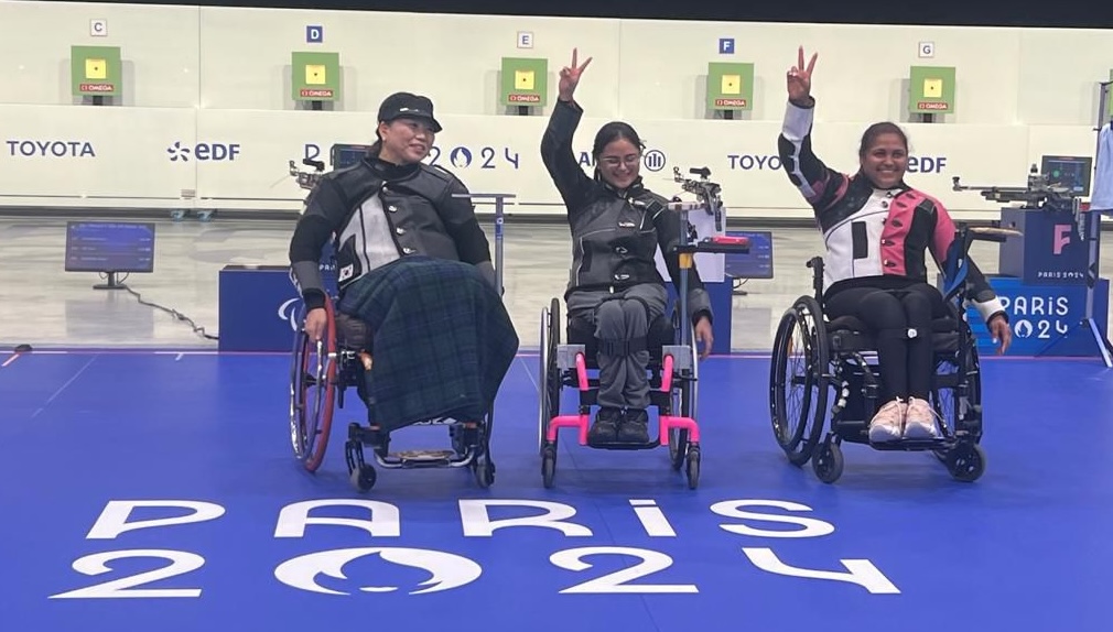 Avani Lekhara and Mona Aggarwal Shine at Paris 2024 Paralympics, Winning Gold and Bronze in Women's 10m Air Rifle Standing SH1