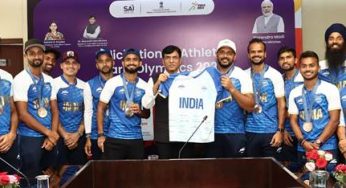 Union Minister Mansukh Mandaviya Felicitates Indian Hockey Team for Paris Olympic Bronze Medal