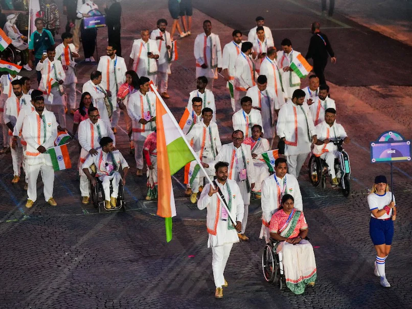 Paralympics 2024 Kick Off; Sumit Antil and Bhagyashree Jadhav Lead Indian Team at Opening Ceremony