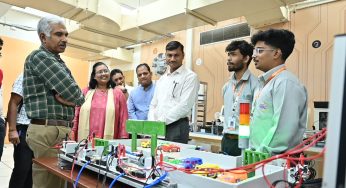Chief Secretary Visits World Skill Center, Praises Skill Development Initiatives