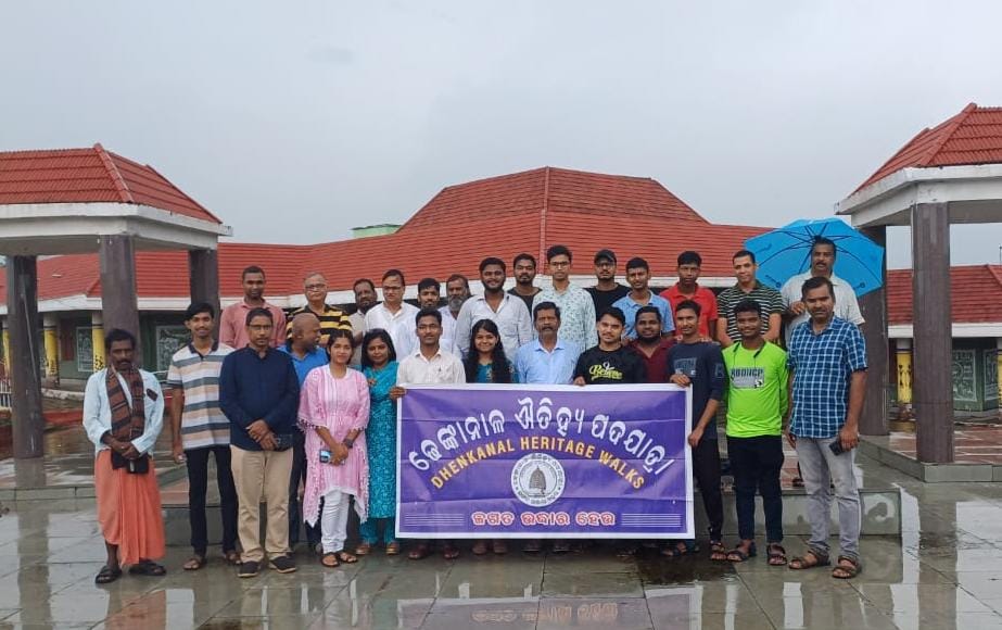 Heritage Enthusiasts Brave Rains to Explore Dhokra Craft Villages Near Dhenkanal