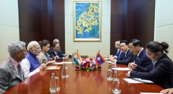 PM Modi Holds Bilateral Talks with Lao PDR PM Sonexay Siphandone in Vientiane, Strengthens India-Laos Ties