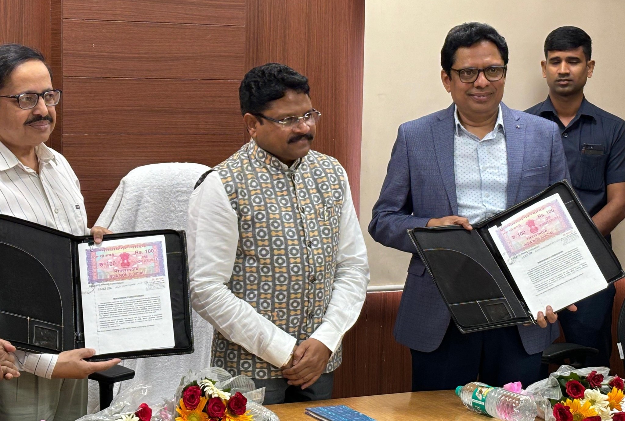 Odisha Health Department Signs MoU with MGM Healthcare for Heart Transplantation at SCB Medical College