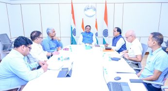 Odisha CM Reviews Public Distribution System, Directs Advance Rice Quota for Beneficiaries