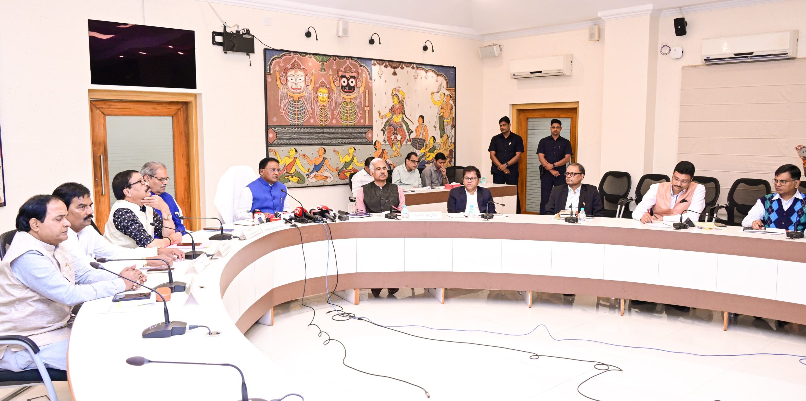 Odisha CM Directs Swift Assessment and Assistance for Farmers Affected by Unseasonal Rains