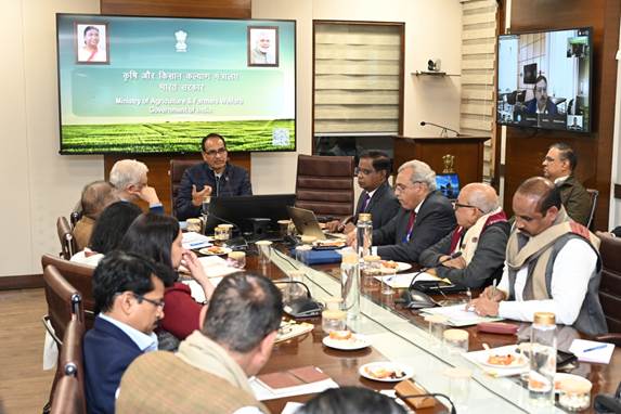 Union Minister Shivraj Singh Chouhan Holds Pre-Budget Consultations with Agricultural Stakeholders