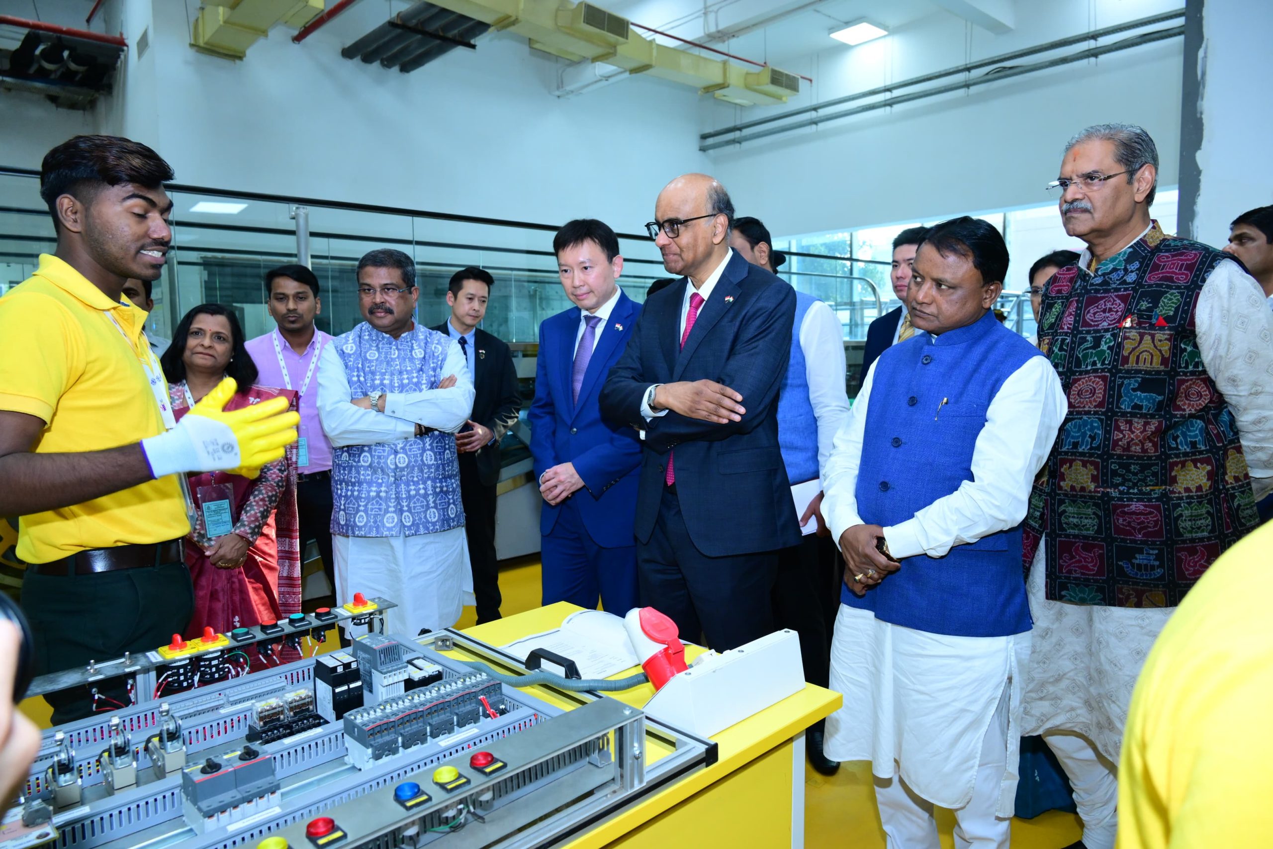 President of Singapore Visits Bhubaneswar’s World Skill Center, Strengthening Odisha-Singapore Ties