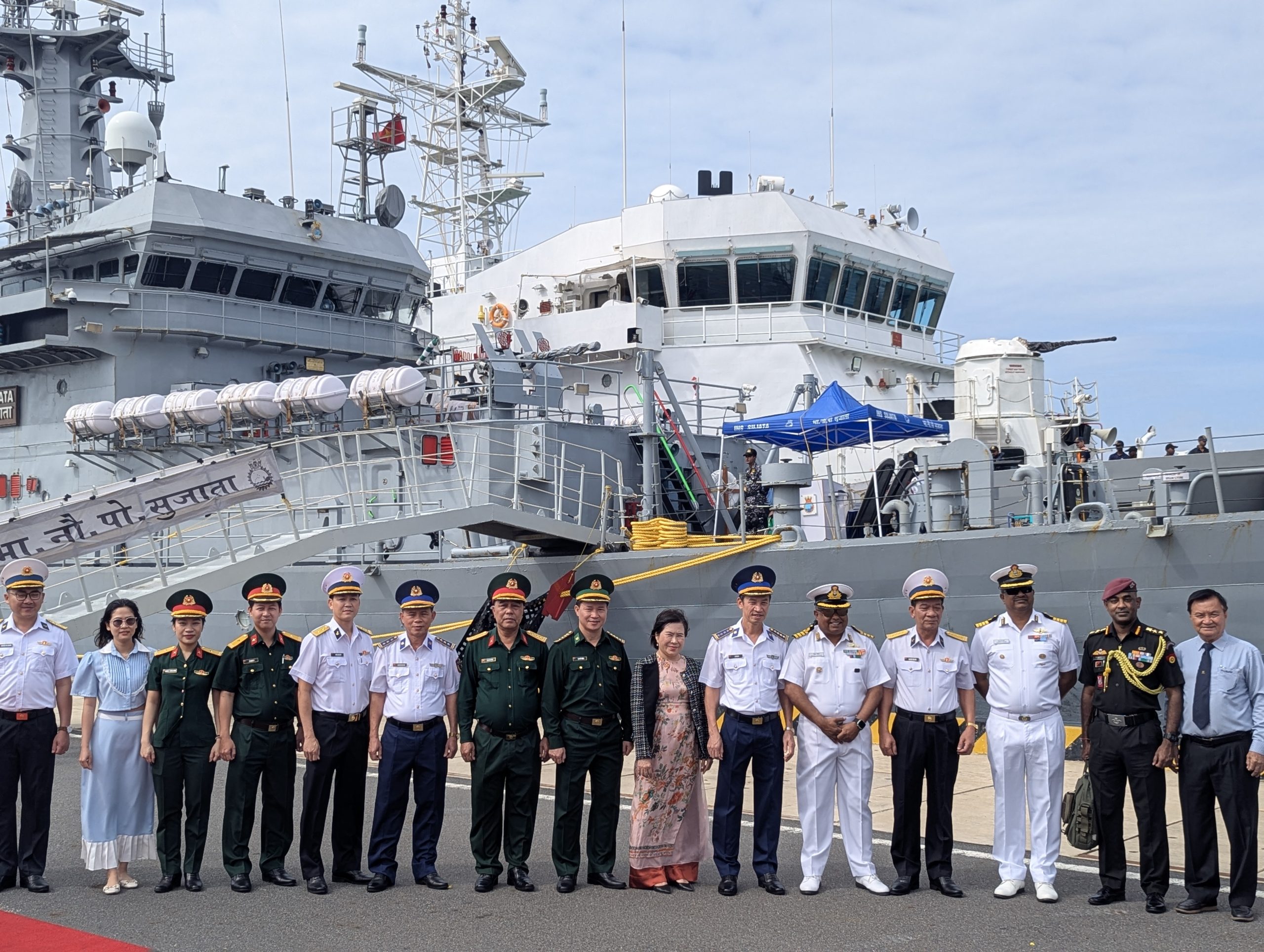 Indian Navy’s First Training Squadron Arrives in Vietnam to Strengthen Maritime Ties