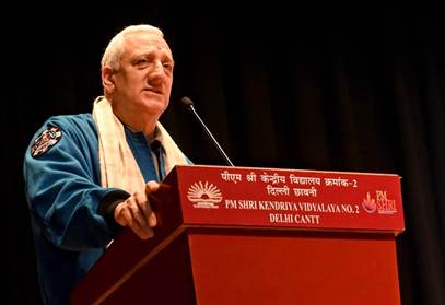 Former NASA Astronaut Mike Massimino Inspires PM SHRI Kendriya Vidyalaya Students in New Delhi