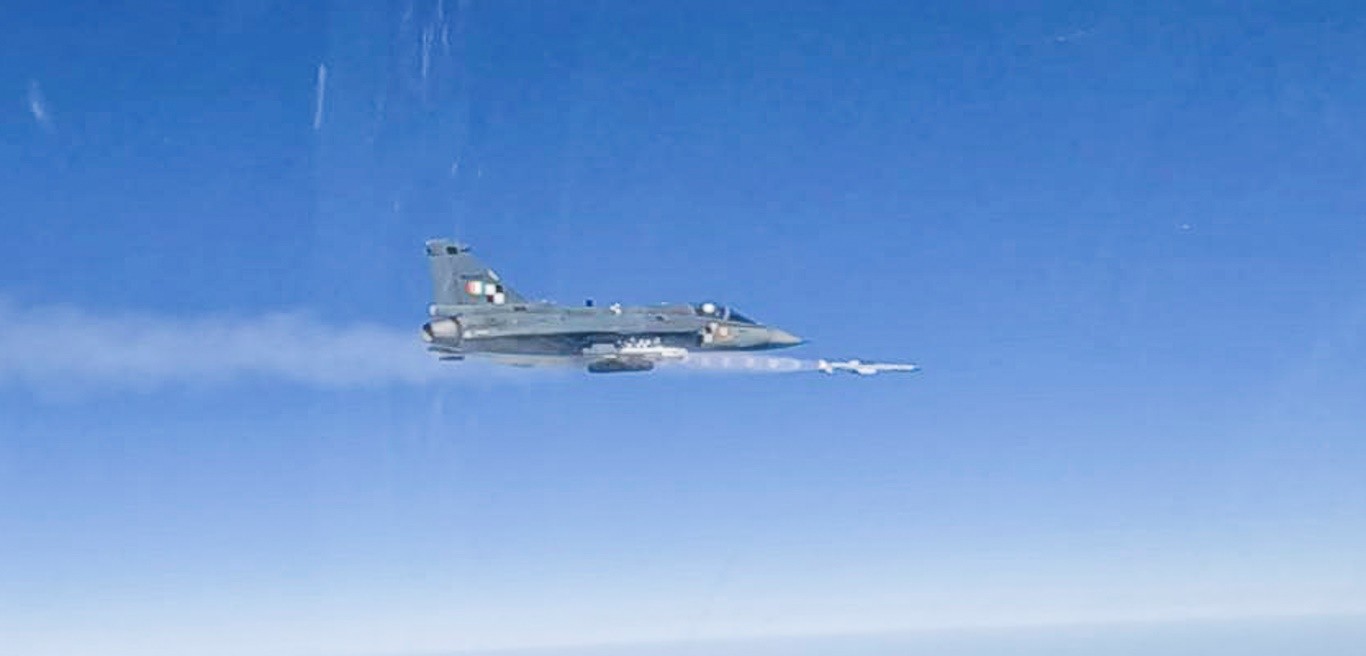 India Successfully Test-Fires ASTRA Missile from LCA AF MK1 Fighter Jet