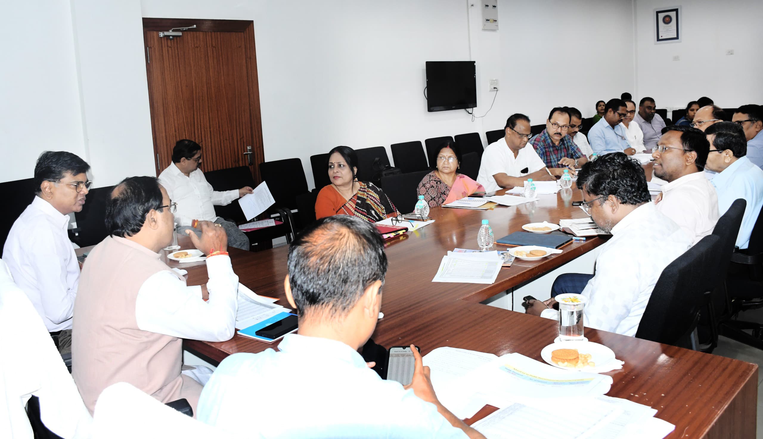 Odisha Minister Reviews Paddy Procurement, e-KYC Progress, and Jan-Poshan Kendra Initiative