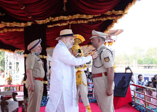 Amit Shah Attends CISF Raising Day Parade, Announces Key Initiatives for Force’s Modernization