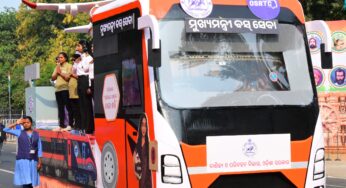 Odisha Republic Day Tableau Celebrates ‘Nari Shakti’, Showcases Journey of Woman Loco Pilot from Sundargarh