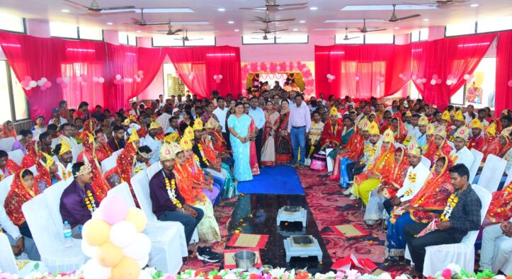 110 Couples Married at Mass Wedding Ceremony Under Mukhyamantri Kanya Vivah Yojana in Cuttack