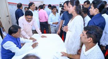 Odisha Govt Steps Up Grievance Redressal, CM Majhi Reviews Over 600 Petitions